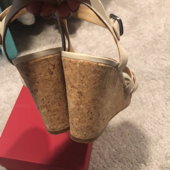 Sandals - Picture 5 of 9